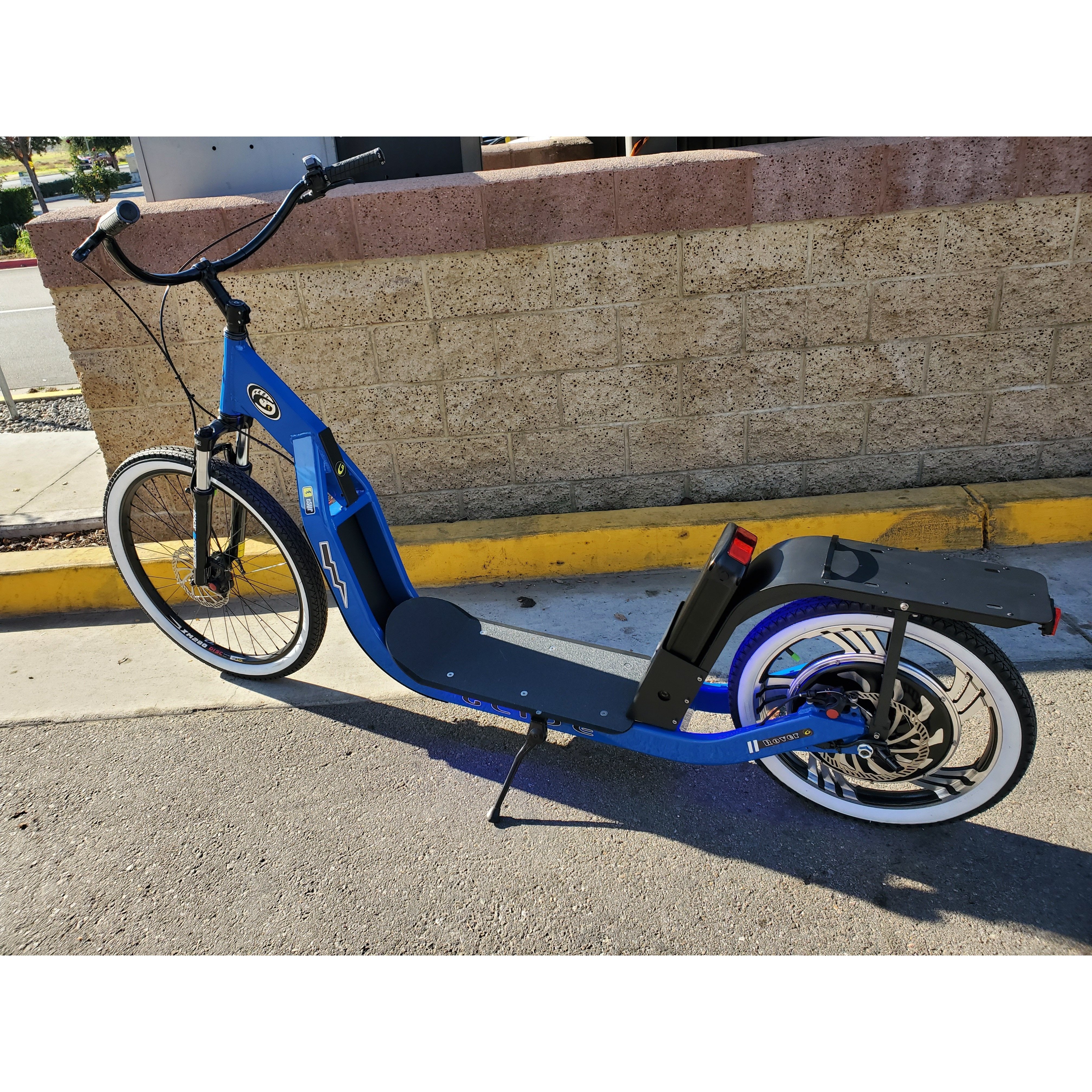 Glide Cruisers Rover 48V/20Ah 1000W Hybrid Electric Kick Scooter SR1